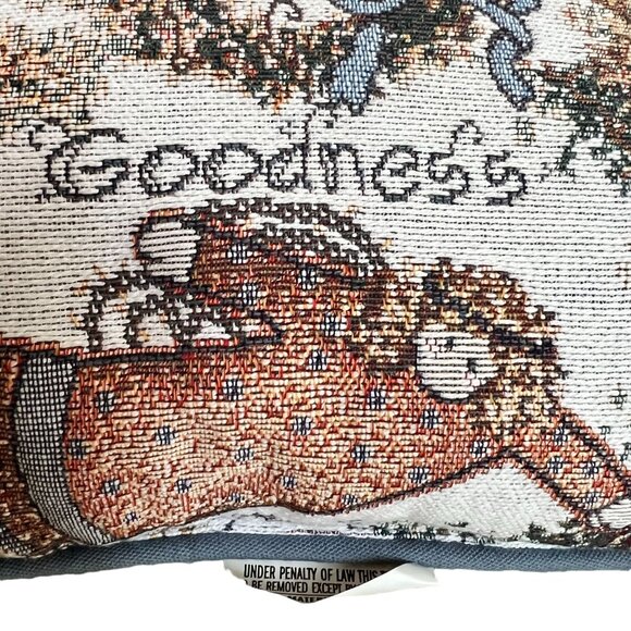 Decorative Tapestry Throw Pillow "Ingredients For A Happy Home" - Picture 3 of 14